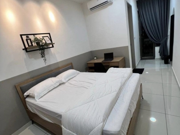 A Fully Furnished Single Room Available For Rent