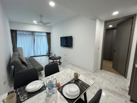 A comfortable room is available for immediate move