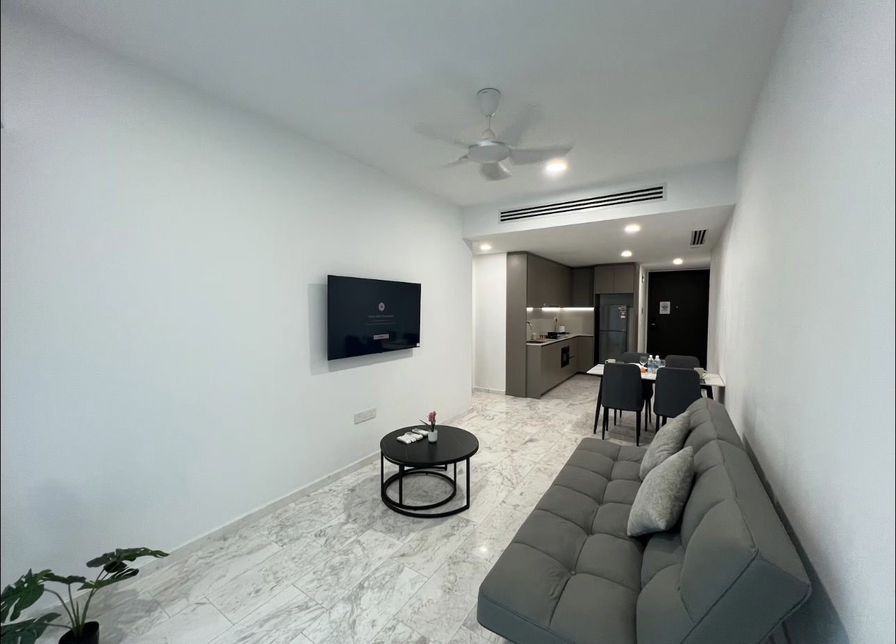 A comfortable room is available for immediate move