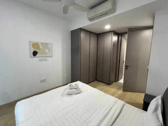 A comfortable room is available for immediate move
