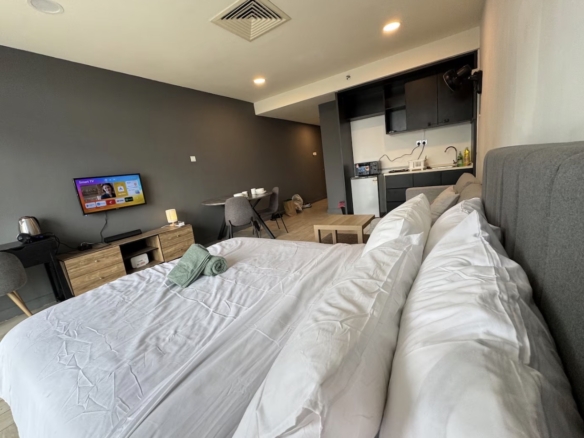 A Fully Furnished Studio Roon For Rent Available