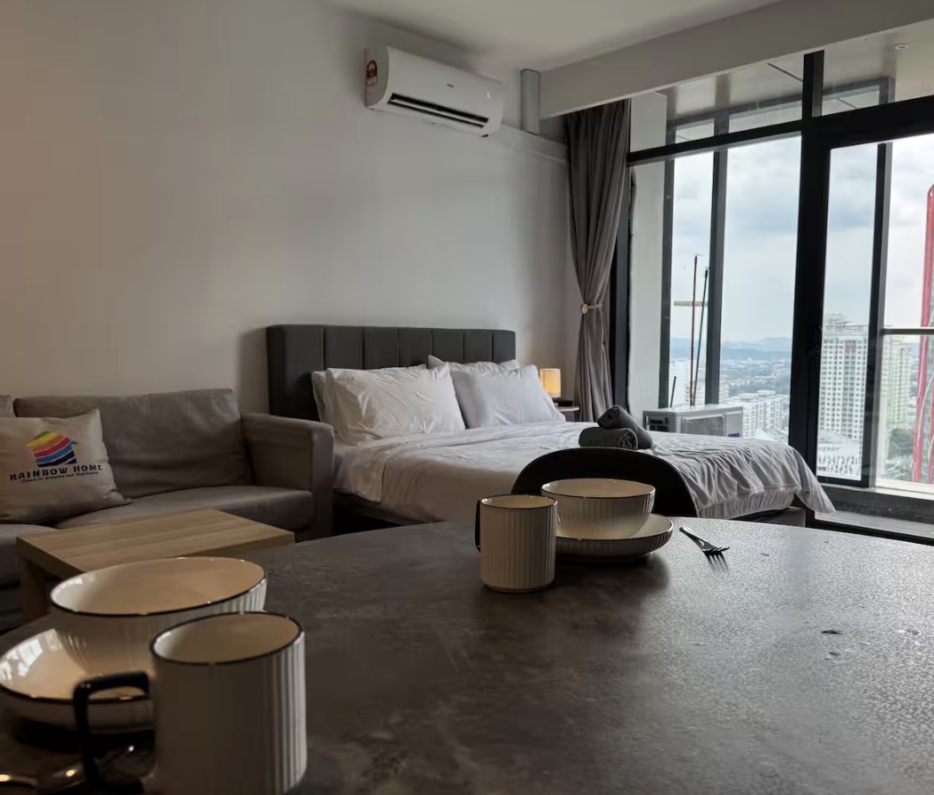 A Fully Furnished Studio Roon For Rent Available