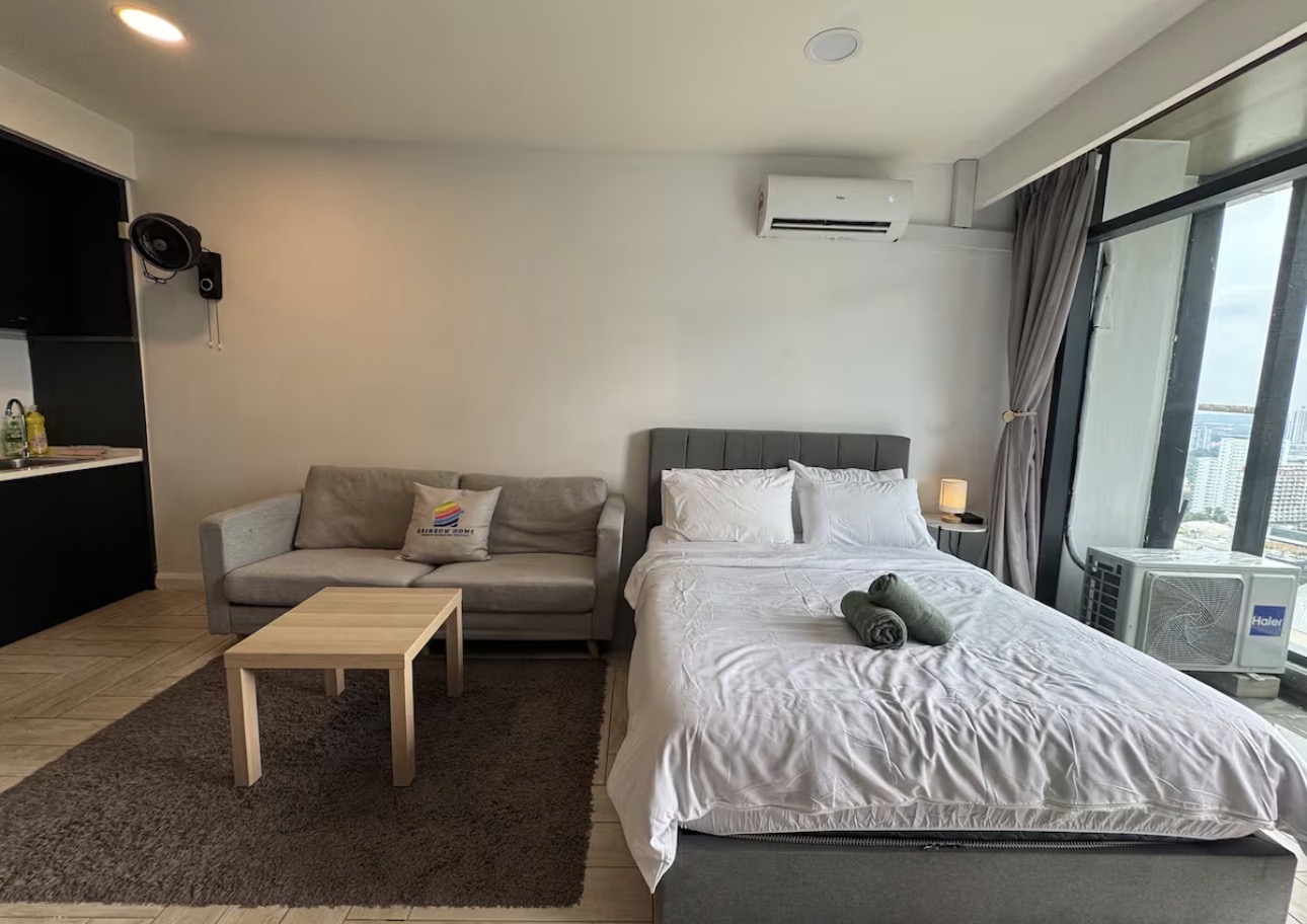 A Fully Furnished Studio Roon For Rent Available