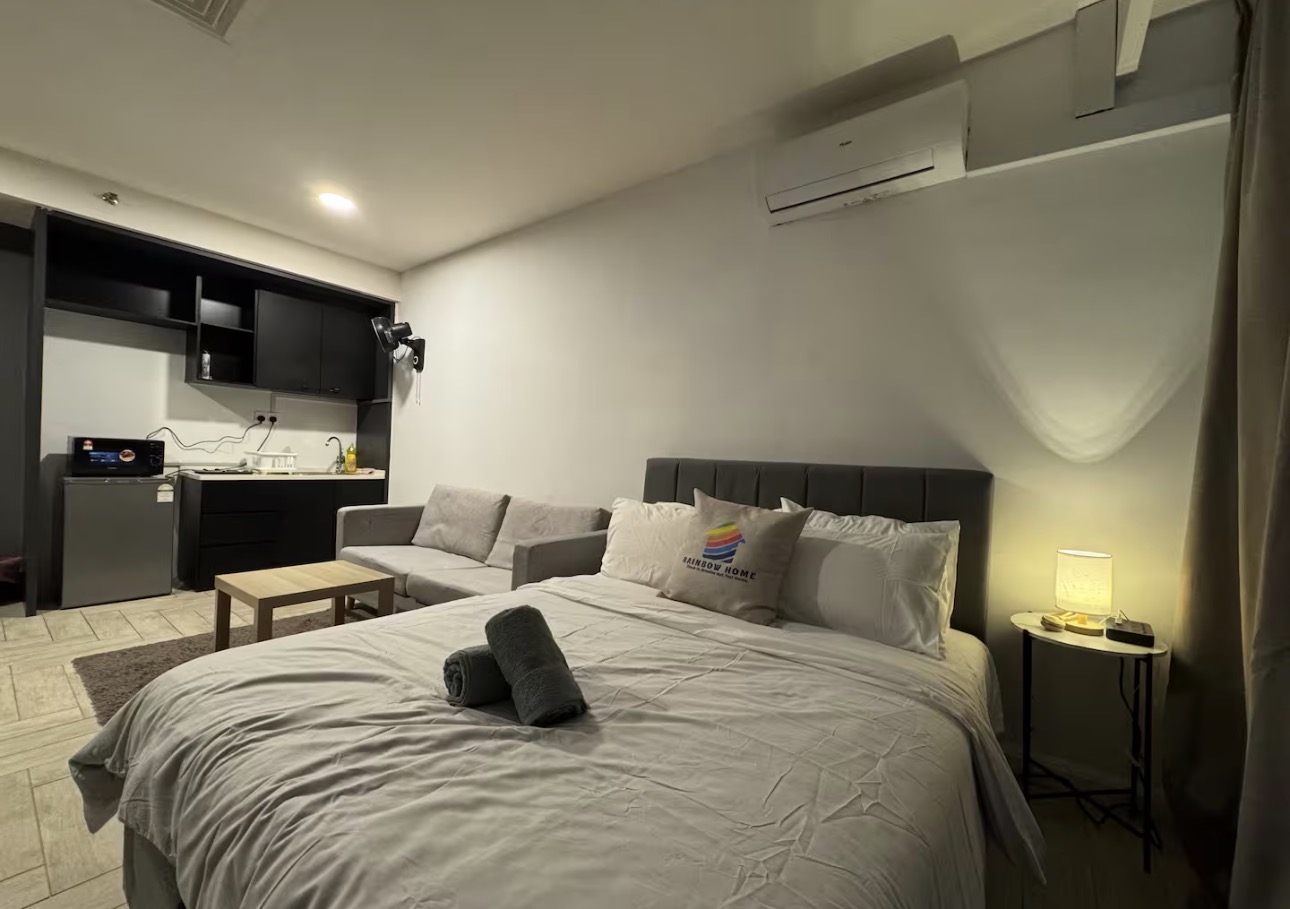 A Fully Furnished Studio Roon For Rent Available