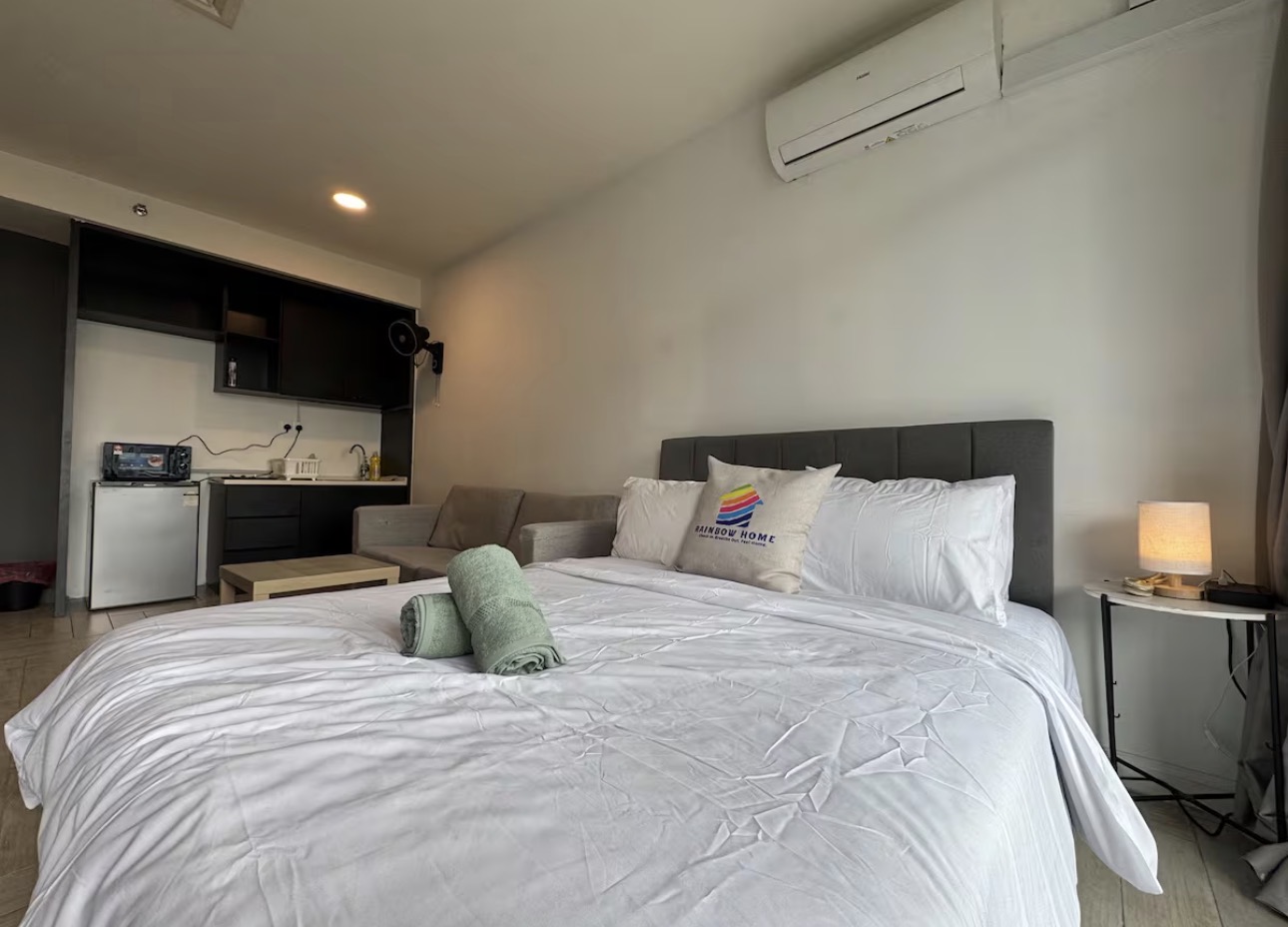A Fully Furnished Studio Roon For Rent Available